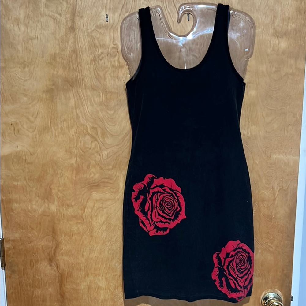 Tramp Black and Red Sheath Mini Dress Sleeveless Scoop Neck (Sz.L)
